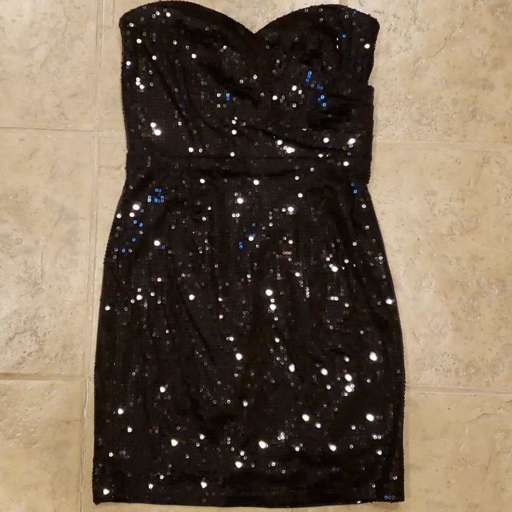 Forever 21 Strapless Sequined Mini Dress